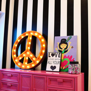 5 Reasons Why Large Commercial Lighted Peace Signs Are In-demand